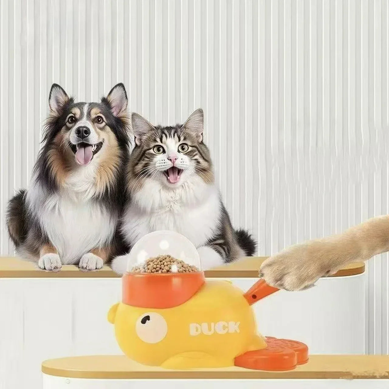 Yellow Duck-Shaped Interactive Cat Treat Dispenser Durable Plastic Training dogToy Puzzle Slow Feeder Dog Entertainment Toy